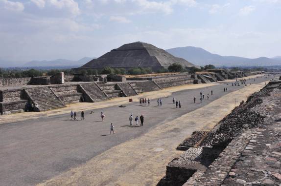 Calzada de los Muertos, nas ruínas de Teotihuacán, ao norte da Cidade do México